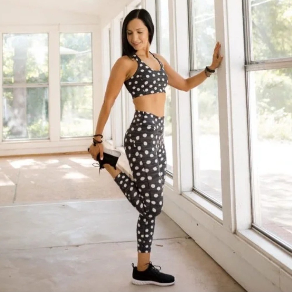 Outdoor Voices | Polka Dot Ankle Athletic Leggings in Black, Size Small‎